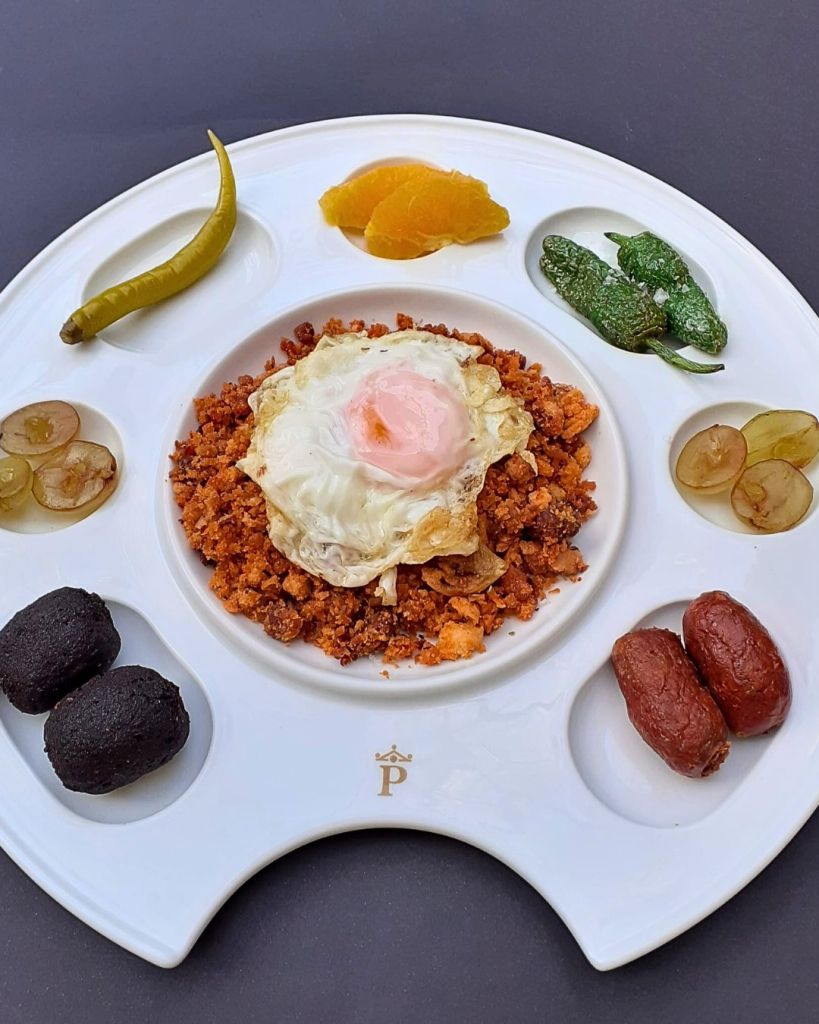 Platos clásicos de Alcalá de Henares en los restaurantes de Alcalá Gastronómica